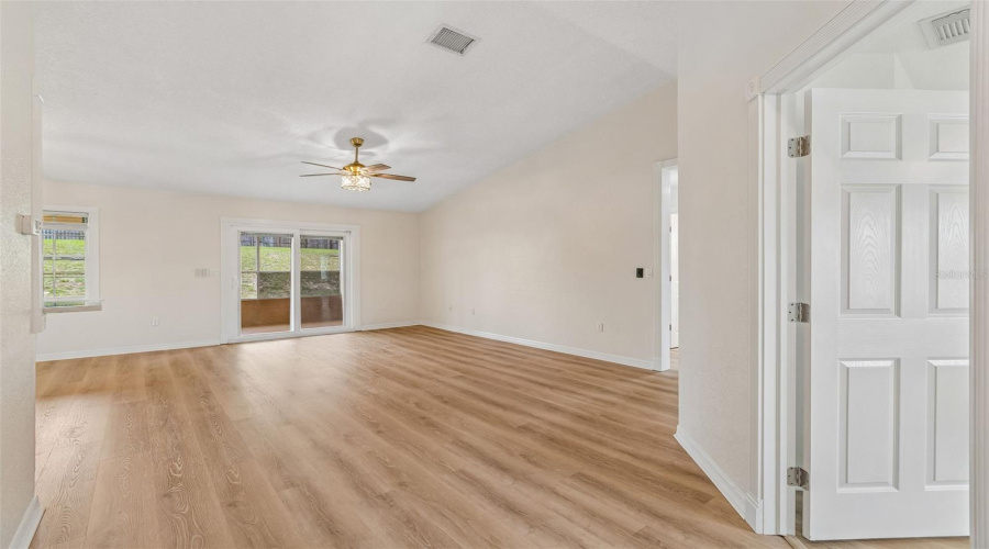 Spring Hill, Florida 34609, 4 Bedroom Bedrooms, ,2 Bathroombathrooms,Residential,For Sale,Centennial,0,Mfrtb8534126