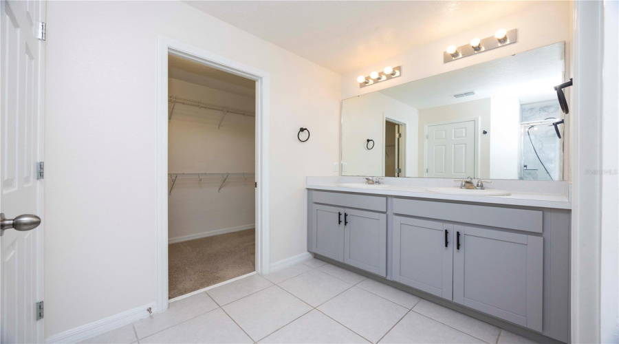 Kissimmee, Florida 34744, 3 Bedroom Bedrooms, ,2 Bathroombathrooms,Residential,For Sale,Fulfillment,0,Mfro6432619