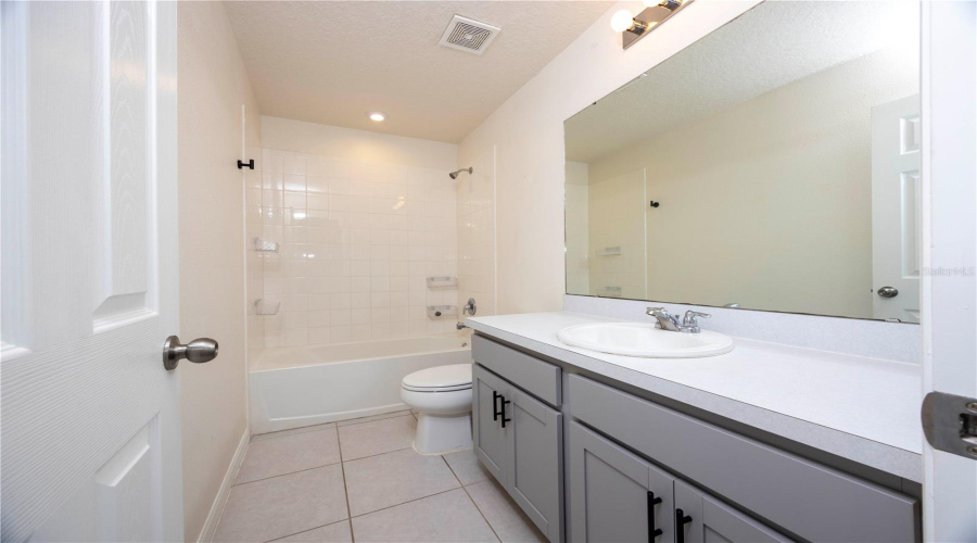 Kissimmee, Florida 34744, 3 Bedroom Bedrooms, ,2 Bathroombathrooms,Residential,For Sale,Fulfillment,0,Mfro6432619