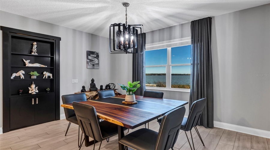 Oakland, Florida 34787, 4 Bedroom Bedrooms, ,3 Bathroombathrooms,Residential,For Sale,Hull Island,0,Mfro6434371
