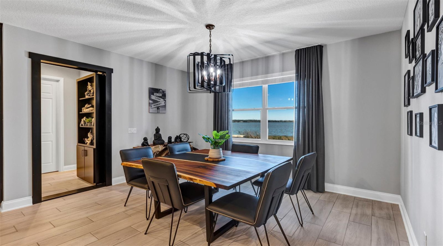 Oakland, Florida 34787, 4 Bedroom Bedrooms, ,3 Bathroombathrooms,Residential,For Sale,Hull Island,0,Mfro6434371