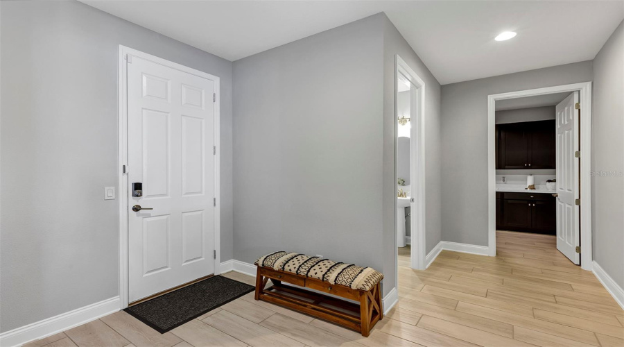 Oakland, Florida 34787, 4 Bedroom Bedrooms, ,3 Bathroombathrooms,Residential,For Sale,Hull Island,0,Mfro6434371