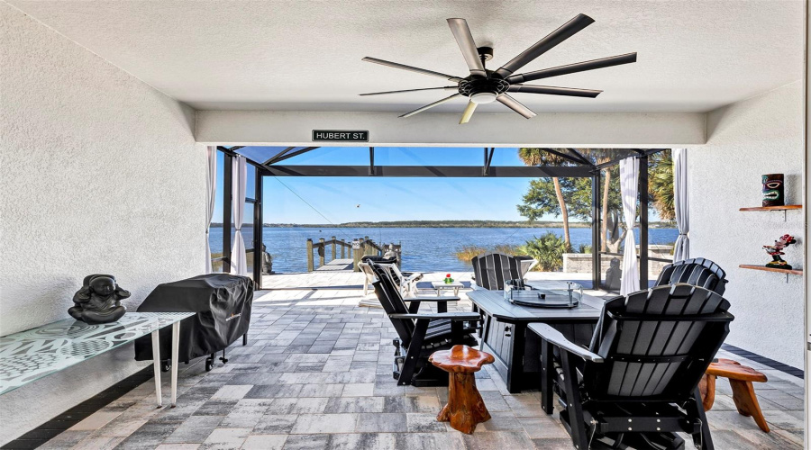 Oakland, Florida 34787, 4 Bedroom Bedrooms, ,3 Bathroombathrooms,Residential,For Sale,Hull Island,0,Mfro6434371