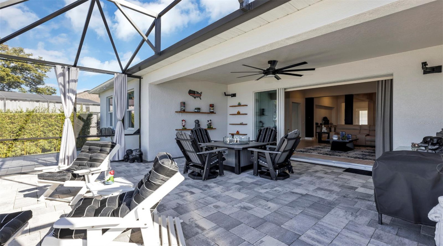 Oakland, Florida 34787, 4 Bedroom Bedrooms, ,3 Bathroombathrooms,Residential,For Sale,Hull Island,0,Mfro6434371