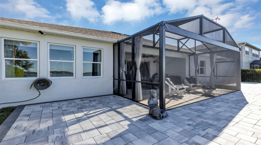 Oakland, Florida 34787, 4 Bedroom Bedrooms, ,3 Bathroombathrooms,Residential,For Sale,Hull Island,0,Mfro6434371