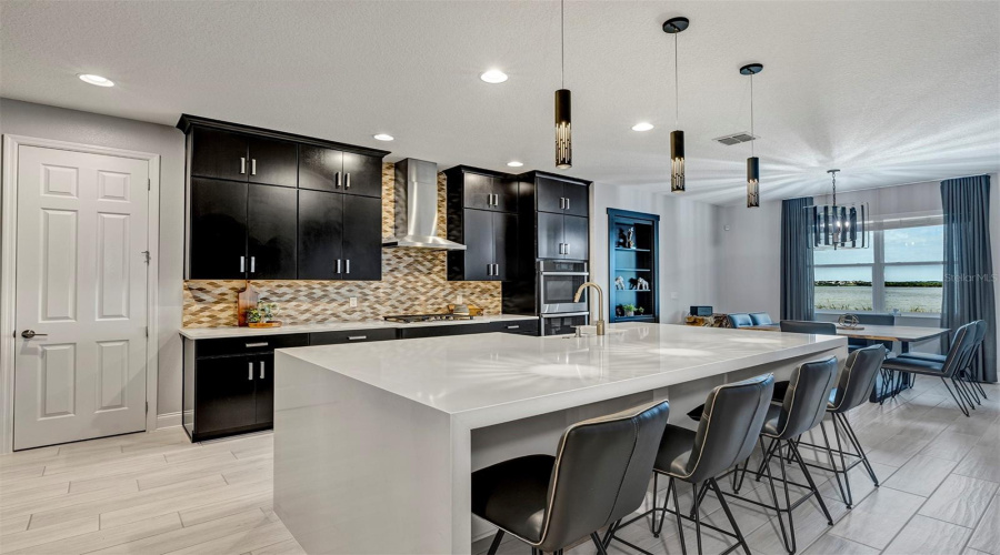 Oakland, Florida 34787, 4 Bedroom Bedrooms, ,3 Bathroombathrooms,Residential,For Sale,Hull Island,0,Mfro6434371