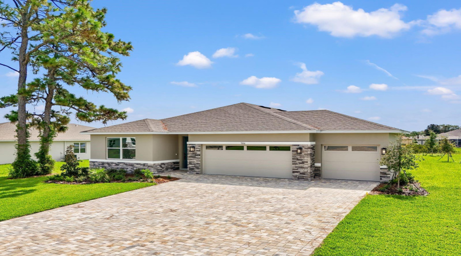 Weeki Wachee, Florida 34613, 4 Bedroom Bedrooms, ,3 Bathroombathrooms,Residential,For Sale,Players,0,Mfrs5128252