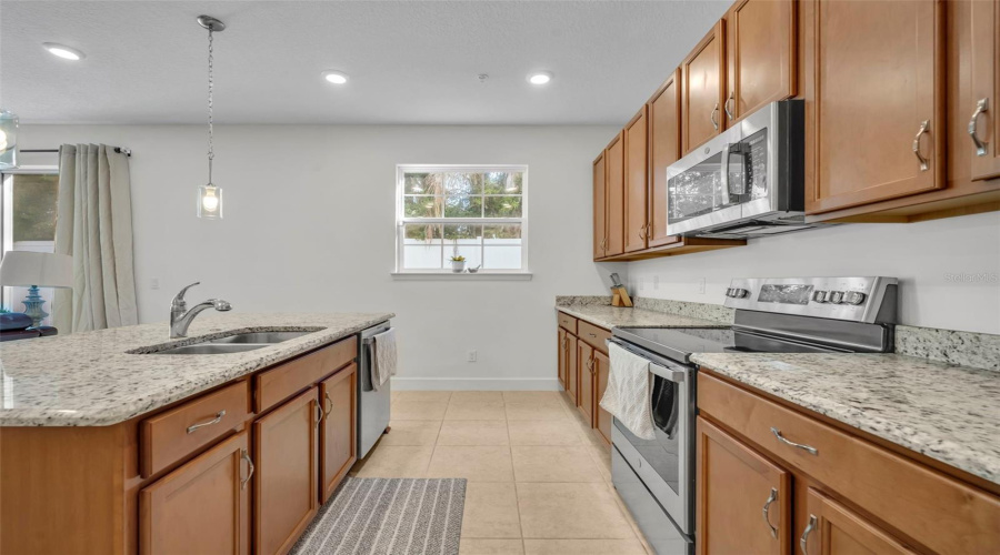 Longwood, Florida 32750, 3 Bedroom Bedrooms, ,2 Bathroombathrooms,Residential,For Sale,Grand Wildmere,0,Mfro6411035