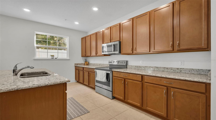 Longwood, Florida 32750, 3 Bedroom Bedrooms, ,2 Bathroombathrooms,Residential,For Sale,Grand Wildmere,0,Mfro6411035
