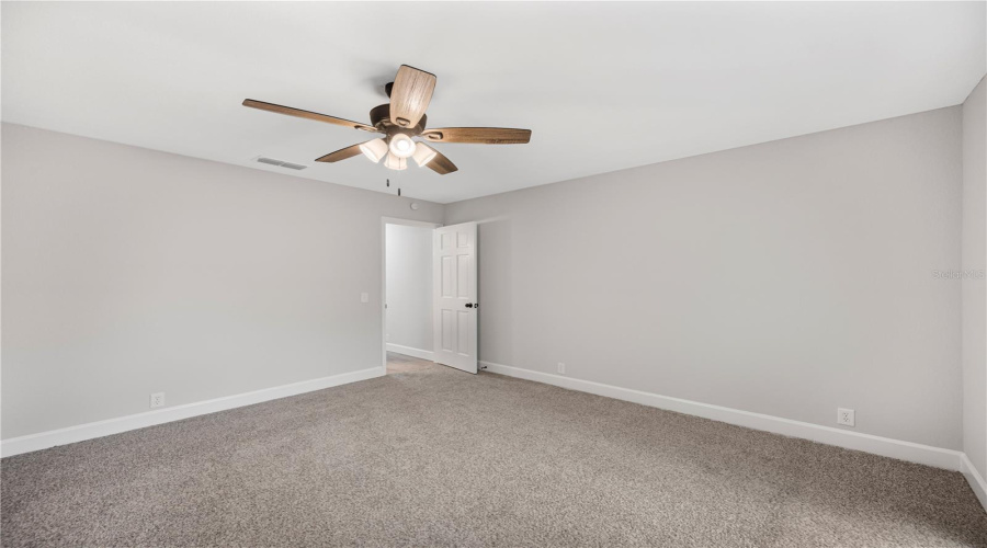 Large Guest Room