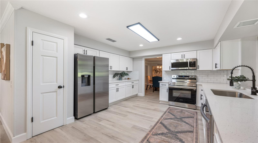Large Kitchen