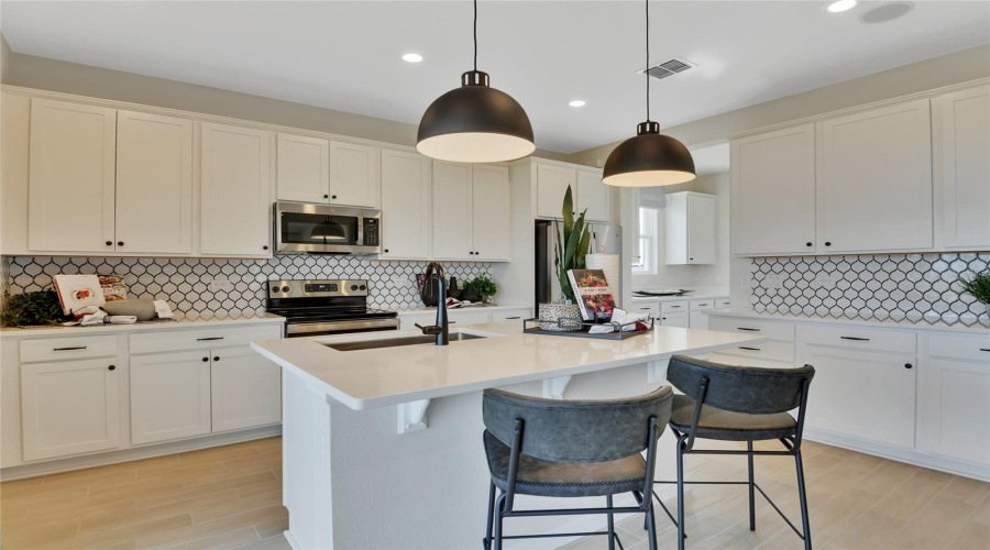 Parrish, Florida 34219, 5 Bedroom Bedrooms, ,3 Bathroombathrooms,Residential,For Sale,Legacy Preserve,0,Mfrs5155769