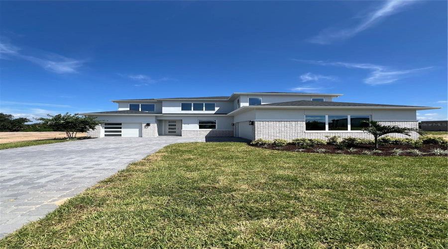 Falcon Modern