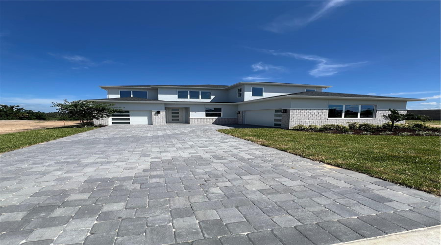 Falcon Modern