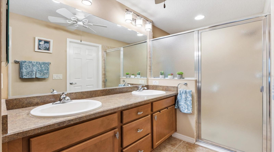 The Villages, Florida 32163, 3 Bedroom Bedrooms, ,2 Bathroombathrooms,Residential,For Sale,Rose Arbor,0,Mfrg5116586