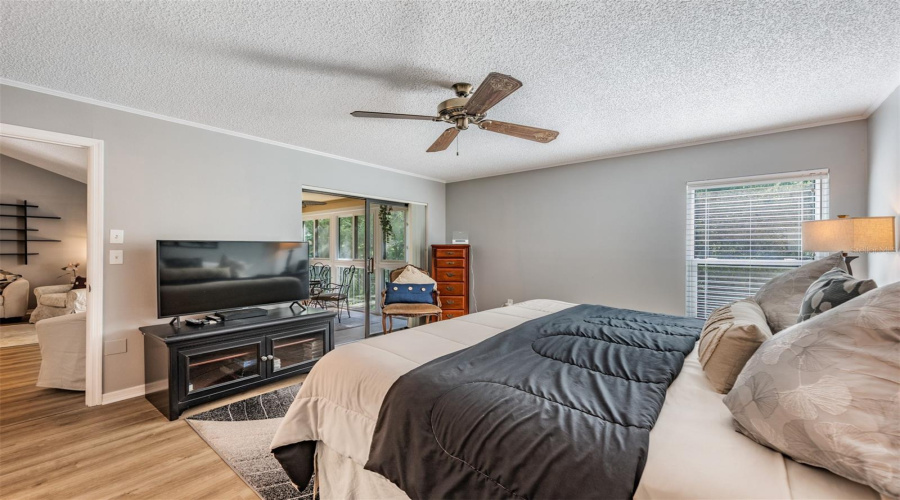 Palm Harbor, Florida 34685, 2 Bedroom Bedrooms, ,2 Bathroombathrooms,Residential,For Sale,Lake,0,Mfrtb8500615