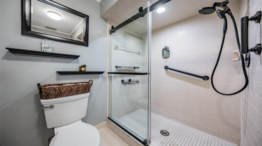 Palm Harbor, Florida 34685, 2 Bedroom Bedrooms, ,2 Bathroombathrooms,Residential,For Sale,Lake,0,Mfrtb8500615