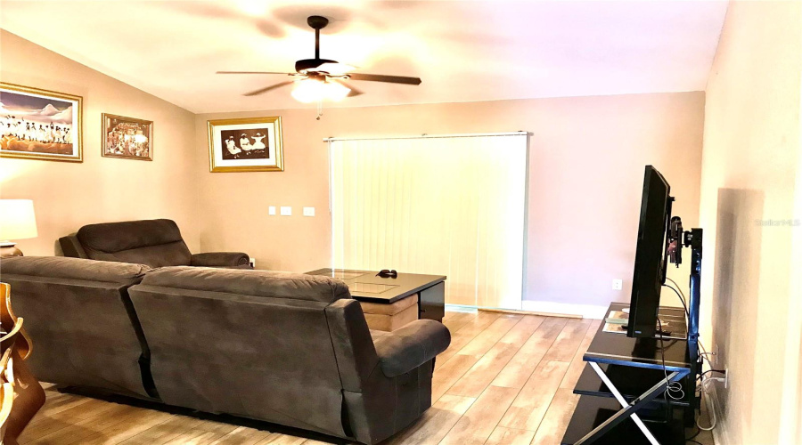 Ocala, Florida 34476, 3 Bedroom Bedrooms, ,2 Bathroombathrooms,Residential,For Sale,114Th,0,Mfrtb8452064