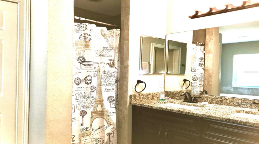 Ocala, Florida 34476, 3 Bedroom Bedrooms, ,2 Bathroombathrooms,Residential,For Sale,114Th,0,Mfrtb8452064