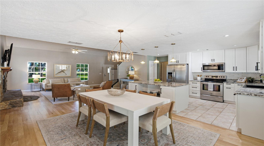 Plant City, Florida 33566, 5 Bedroom Bedrooms, ,3 Bathroombathrooms,Residential,For Sale,Trapnell,0,Mfrtb8541178
