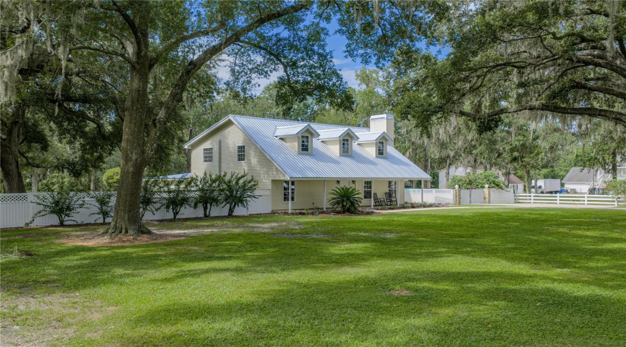 Plant City, Florida 33566, 5 Bedroom Bedrooms, ,3 Bathroombathrooms,Residential,For Sale,Trapnell,0,Mfrtb8541178