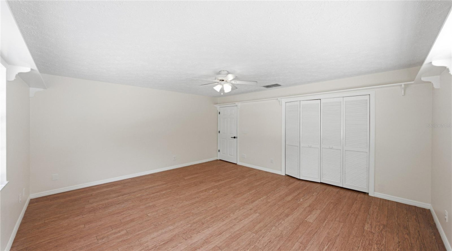 Plant City, Florida 33566, 5 Bedroom Bedrooms, ,3 Bathroombathrooms,Residential,For Sale,Trapnell,0,Mfrtb8541178