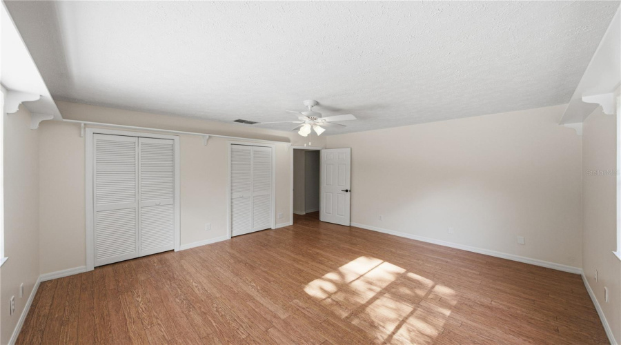 Plant City, Florida 33566, 5 Bedroom Bedrooms, ,3 Bathroombathrooms,Residential,For Sale,Trapnell,0,Mfrtb8541178