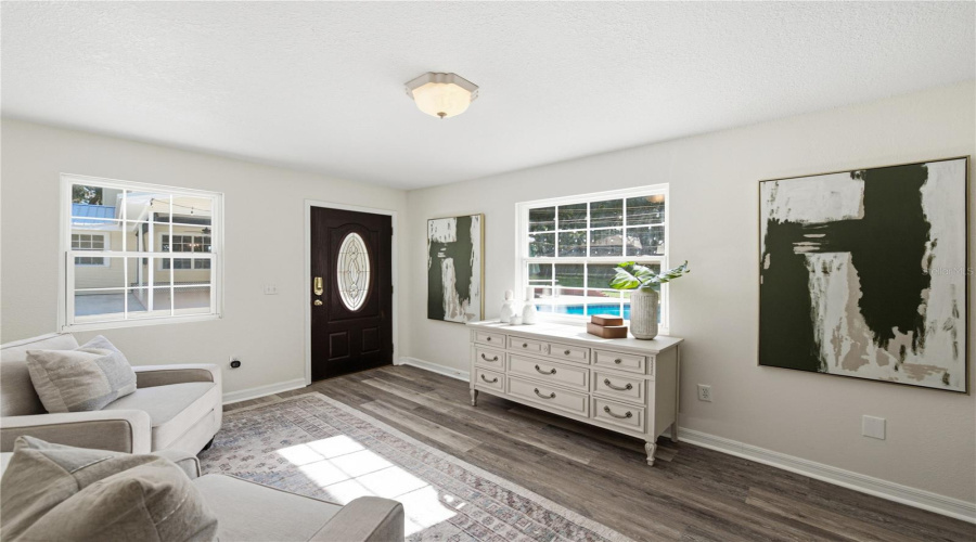 Plant City, Florida 33566, 5 Bedroom Bedrooms, ,3 Bathroombathrooms,Residential,For Sale,Trapnell,0,Mfrtb8541178