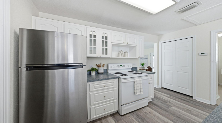 Plant City, Florida 33566, 5 Bedroom Bedrooms, ,3 Bathroombathrooms,Residential,For Sale,Trapnell,0,Mfrtb8541178