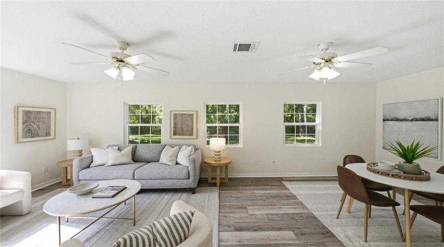 Plant City, Florida 33566, 5 Bedroom Bedrooms, ,3 Bathroombathrooms,Residential,For Sale,Trapnell,0,Mfrtb8541178