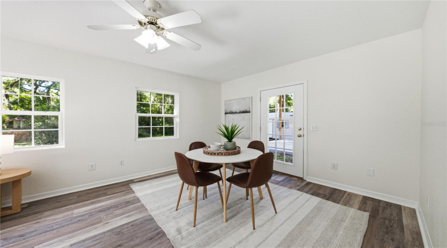 Plant City, Florida 33566, 5 Bedroom Bedrooms, ,3 Bathroombathrooms,Residential,For Sale,Trapnell,0,Mfrtb8541178