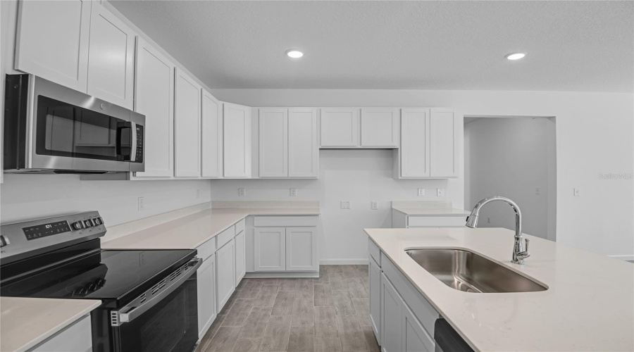 Ocala, Florida 34474, 4 Bedroom Bedrooms, ,3 Bathroombathrooms,Residential,For Sale,64Th,0,Mfrs5131094