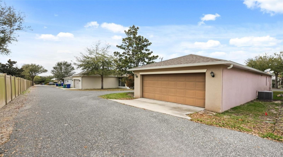 Tavares, Florida 32778, 3 Bedroom Bedrooms, ,2 Bathroombathrooms,Residential,For Sale,Appalachee,0,Mfro6387741