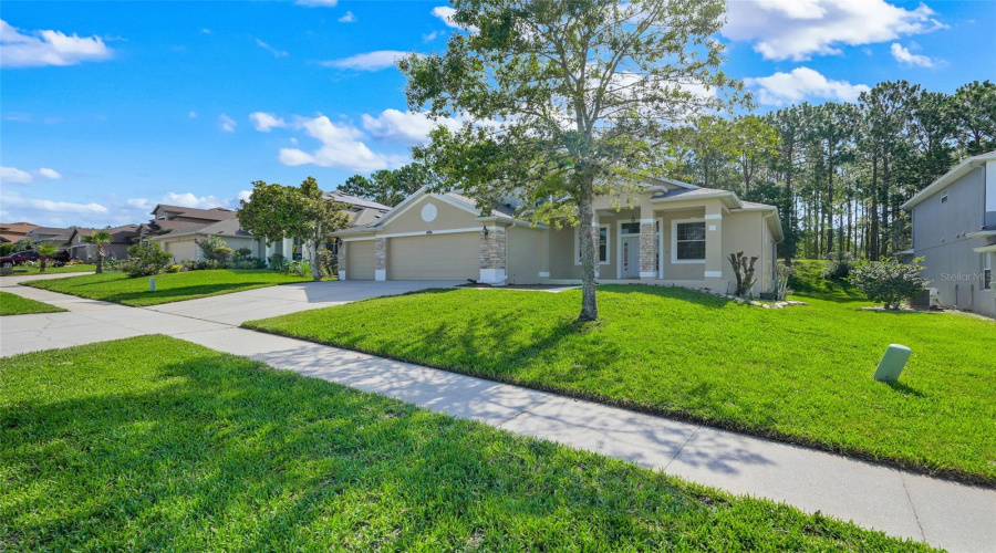 Clermont, Florida 34711, 4 Bedroom Bedrooms, ,3 Bathroombathrooms,Residential,For Sale,Nature Cove,0,Mfrg5115138