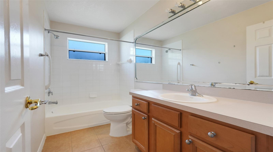Clermont, Florida 34711, 4 Bedroom Bedrooms, ,3 Bathroombathrooms,Residential,For Sale,Nature Cove,0,Mfrg5115138