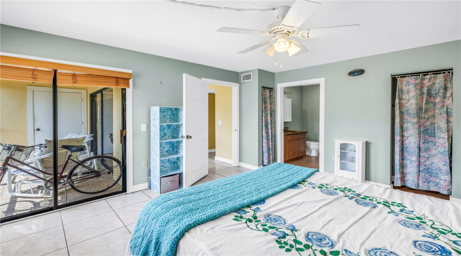 St Petersburg, Florida 33712, 1 Bedroom Bedrooms, ,1 Bathroombathrooms,Residential,For Sale,58Th,0,Mfrtb8500058