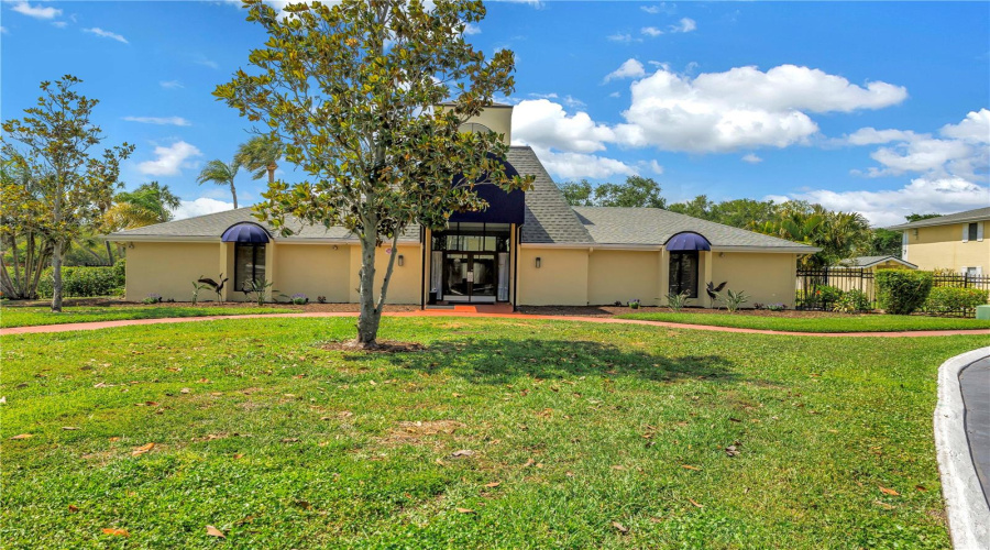 St Petersburg, Florida 33712, 1 Bedroom Bedrooms, ,1 Bathroombathrooms,Residential,For Sale,58Th,0,Mfrtb8500058