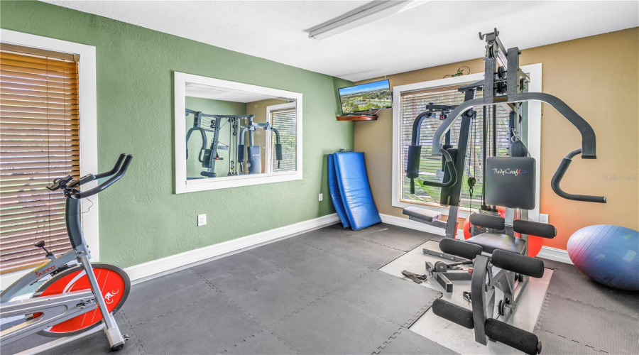 St Petersburg, Florida 33712, 1 Bedroom Bedrooms, ,1 Bathroombathrooms,Residential,For Sale,58Th,0,Mfrtb8500058