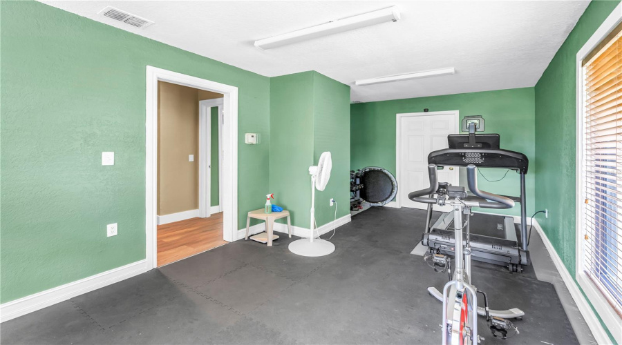 St Petersburg, Florida 33712, 1 Bedroom Bedrooms, ,1 Bathroombathrooms,Residential,For Sale,58Th,0,Mfrtb8500058