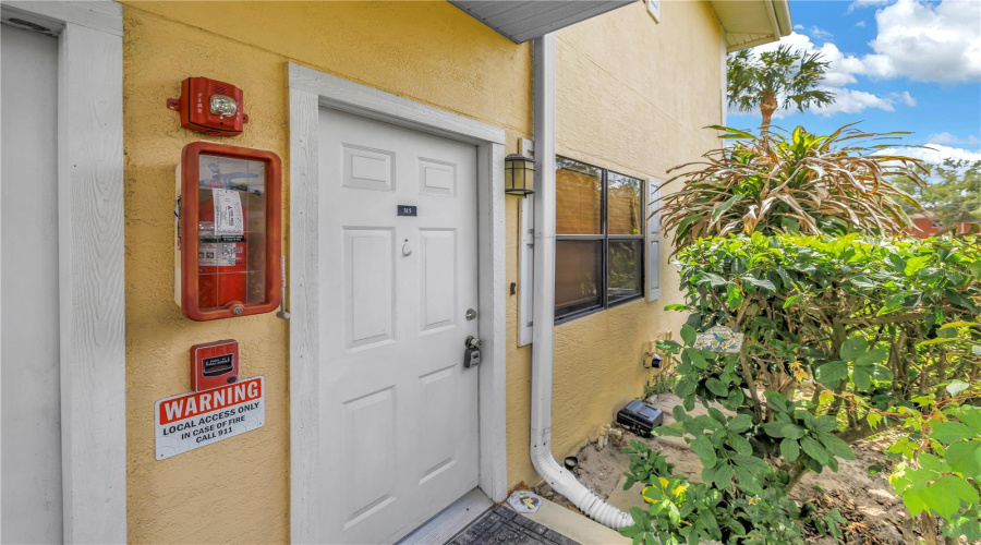 St Petersburg, Florida 33712, 1 Bedroom Bedrooms, ,1 Bathroombathrooms,Residential,For Sale,58Th,0,Mfrtb8500058