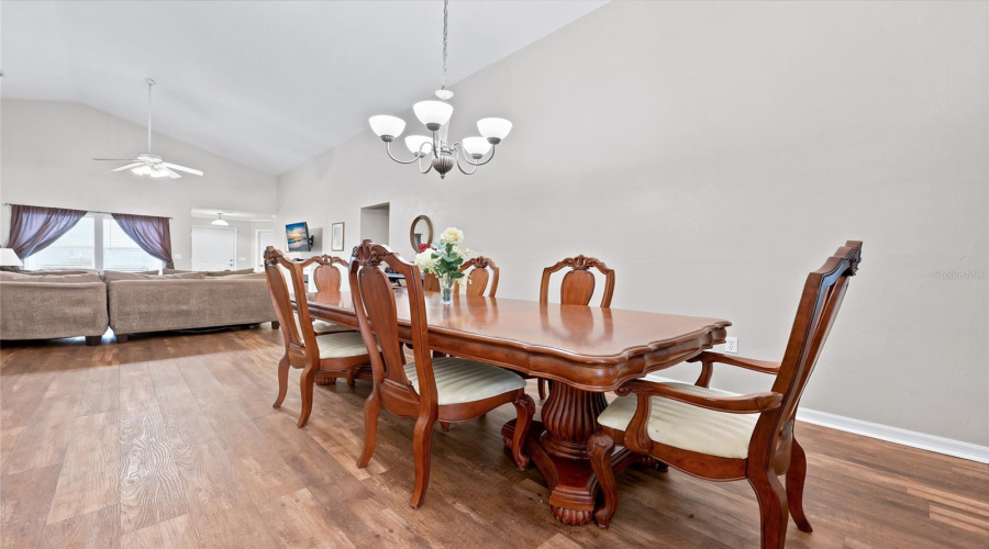 Gainesville, Florida 32608, 5 Bedroom Bedrooms, ,2 Bathroombathrooms,Residential,For Sale,94Th,0,Mfrgc541798