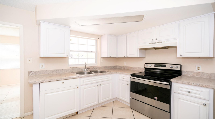 Port Richey, Florida 34668, 3 Bedroom Bedrooms, ,2 Bathroombathrooms,Residential,For Sale,Manvel,0,Mfrtb8514517