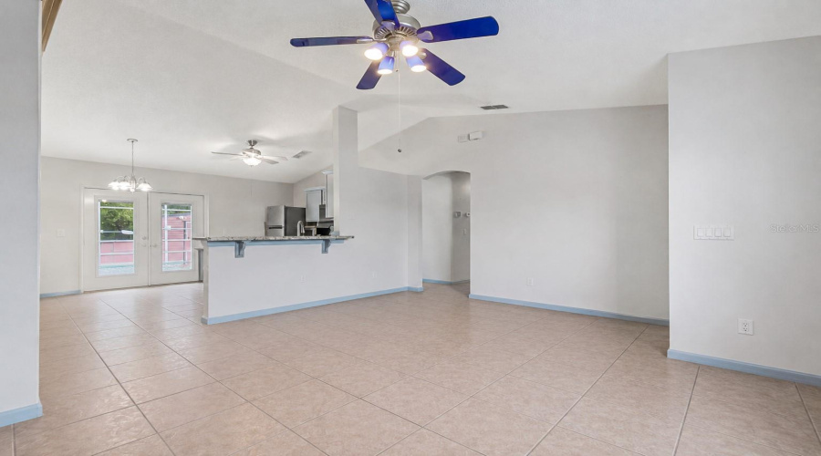Deltona, Florida 32725, 3 Bedroom Bedrooms, ,2 Bathroombathrooms,Residential,For Sale,Trumbull,0,Mfro6434391