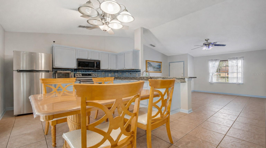 Deltona, Florida 32725, 3 Bedroom Bedrooms, ,2 Bathroombathrooms,Residential,For Sale,Trumbull,0,Mfro6434391