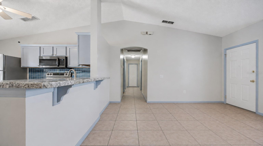 Deltona, Florida 32725, 3 Bedroom Bedrooms, ,2 Bathroombathrooms,Residential,For Sale,Trumbull,0,Mfro6434391