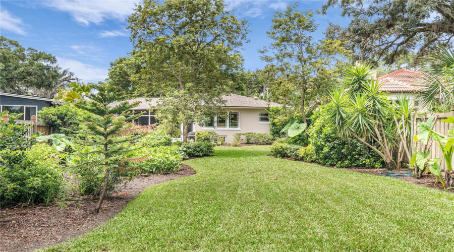 Orlando, Florida 32806, 2 Bedroom Bedrooms, ,1 Bathroombathrooms,Residential,For Sale,Delaney Park,0,Mfro6425159