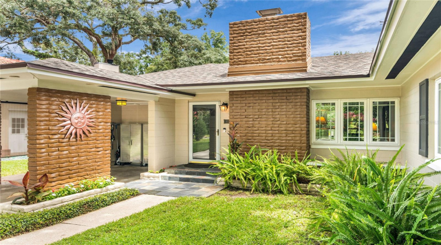 Orlando, Florida 32806, 2 Bedroom Bedrooms, ,1 Bathroombathrooms,Residential,For Sale,Delaney Park,0,Mfro6425159