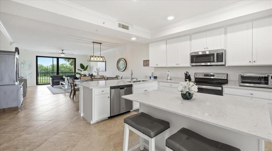 Lakewood Ranch, Florida 34211, 2 Bedroom Bedrooms, ,2 Bathroombathrooms,Residential,For Sale,Gawthrop,0,Mfra4702314