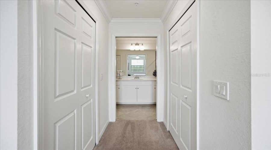 Lakewood Ranch, Florida 34211, 2 Bedroom Bedrooms, ,2 Bathroombathrooms,Residential,For Sale,Gawthrop,0,Mfra4702314