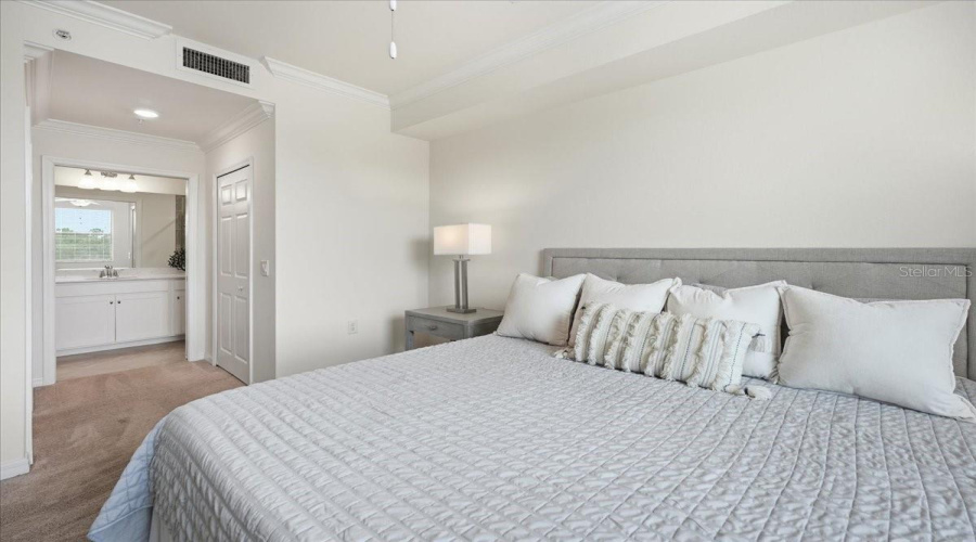 Lakewood Ranch, Florida 34211, 2 Bedroom Bedrooms, ,2 Bathroombathrooms,Residential,For Sale,Gawthrop,0,Mfra4702314